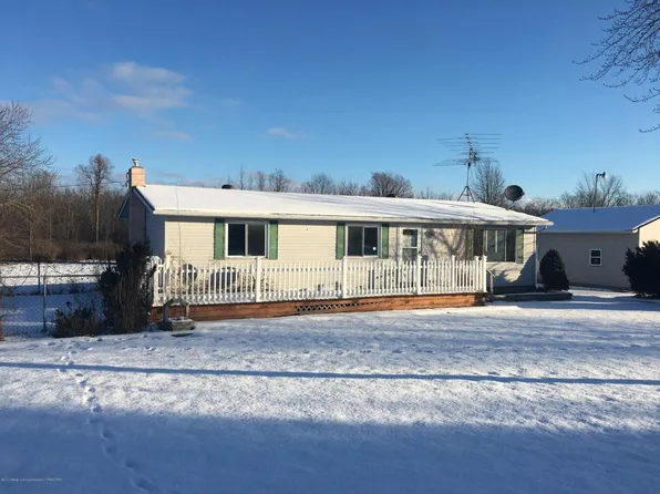 6340 Curtice Rd, Eaton Rapids, MI 48827