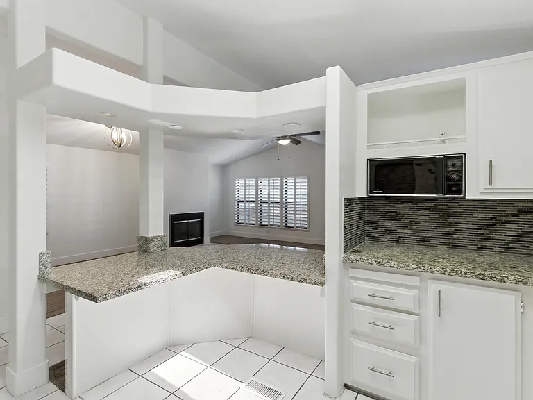 5445 Tres Piedras Rd — Photo 16