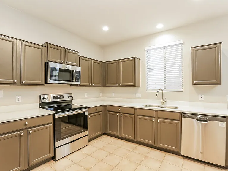 6842 S 26th Pl — Photo 8
