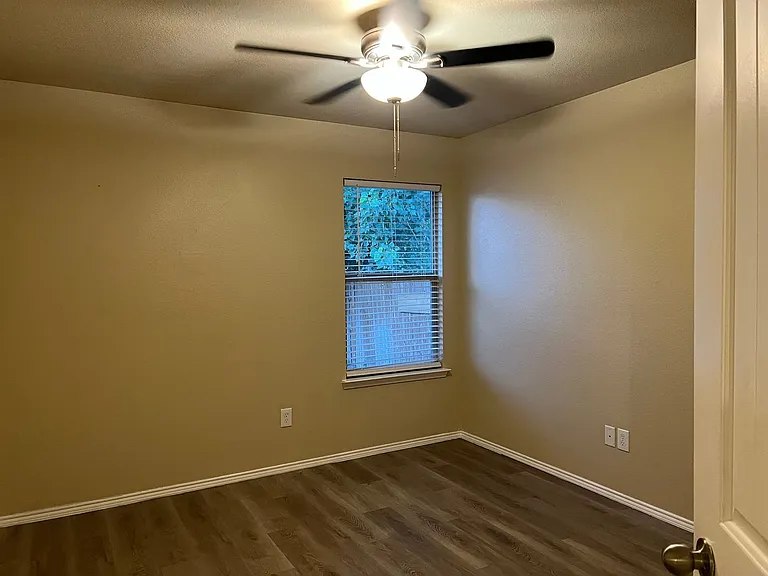 2621 Frisco Wood Dr — Photo 20