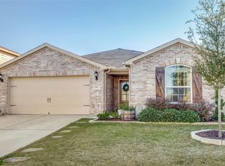 1812 Douglas St, Howe, TX 75459