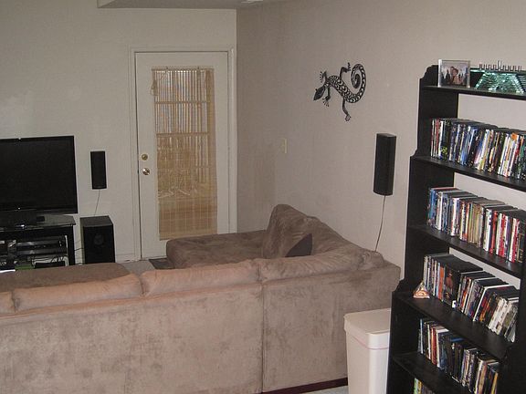 1st Floor Family Room