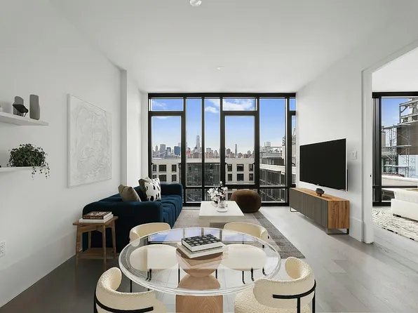 429 Kent Ave #904, Brooklyn, NY 11249