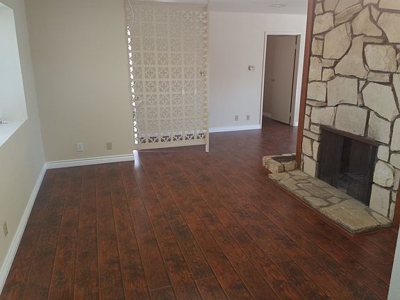 5th image of 2224 Drayton Ave