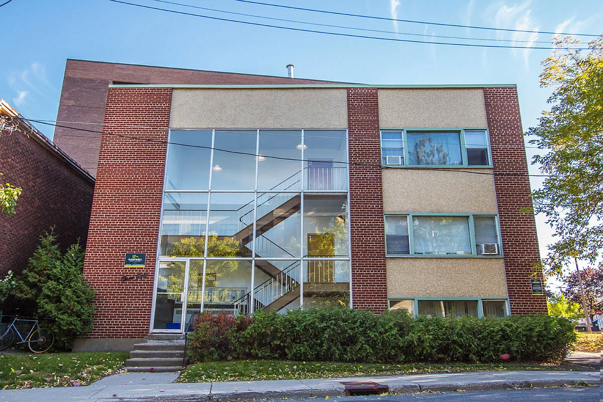 350 Clemow Avenue — Photo 1