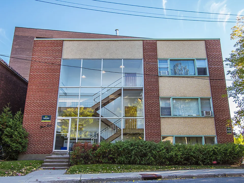 350 Clemow Ave #105
