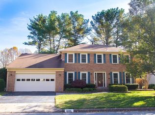 6123 Wicklow Dr, Burke, VA 22015