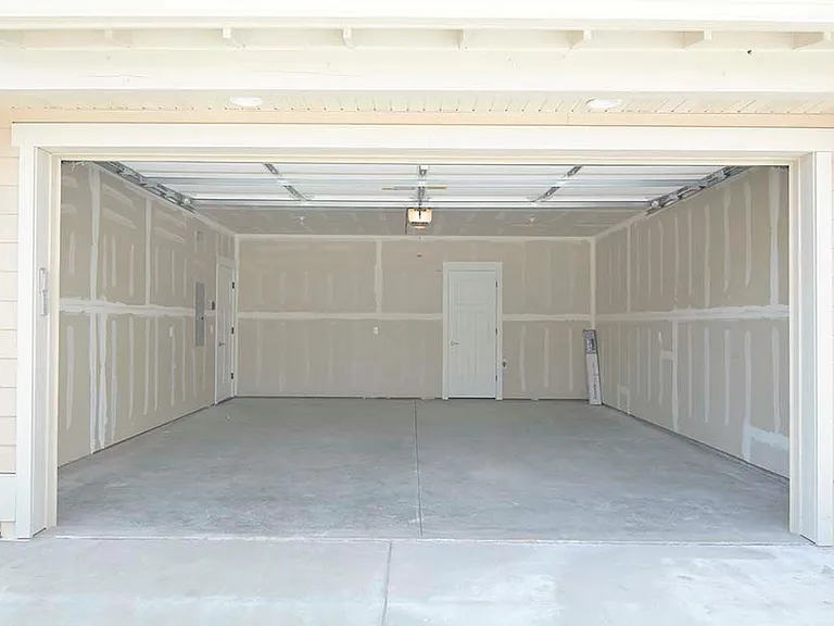 3074 Lori Ln — Photo 16