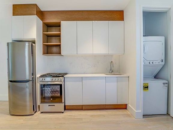 2nd image of 32 Magnolia Ave #101