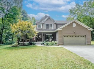 6843 Manchester Rd, Clinton, OH 44216