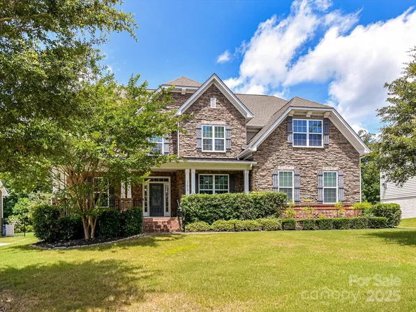 17012 Alydar Commons Ln, Charlotte, NC 28278