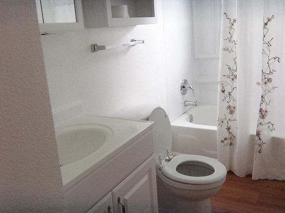 5th image of 346 W Loretta Ave