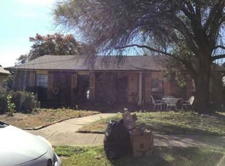 1824 Post Oak Ln, Carrollton, TX 75007