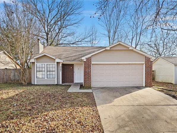 2207 Timberwood Ln, Russellville, AR 72802