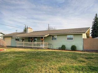 424 E Cozza Dr, Spokane, WA 99208