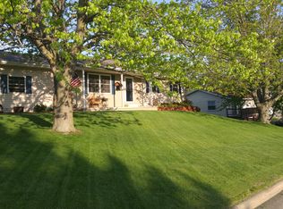 100 Washington Ave, Iron Ridge, WI 53035