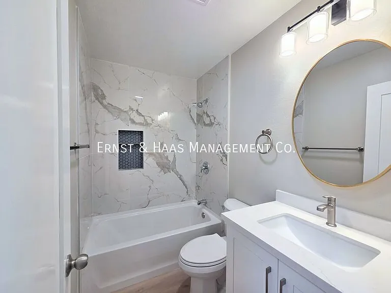 13118 Carolyn St — Photo 15