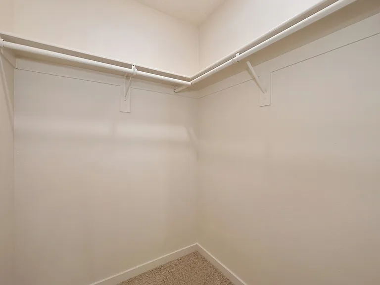 West Oaks Apartment Homes — Photo 27