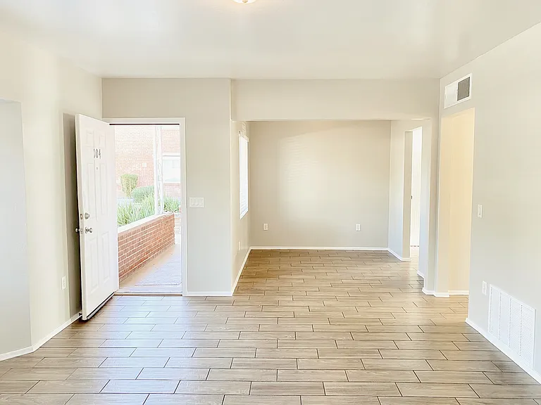 1301 E Thomas Rd #104 — Photo 13