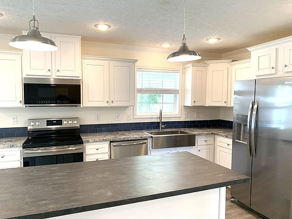 5th image of 169 Hibiscus Dr