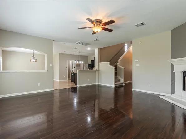 2535 Flycatcher Cove Dr, League City, TX 77573