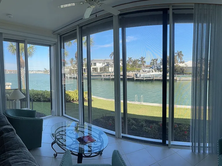 2226 Gulf Shore Blvd N #P3 — Photo 2