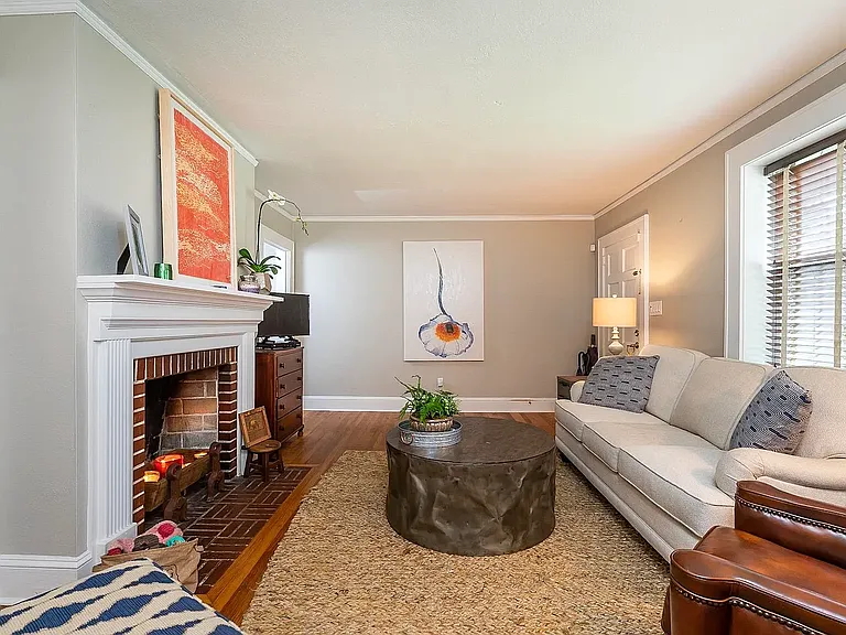172 Florida Ave — Photo 4
