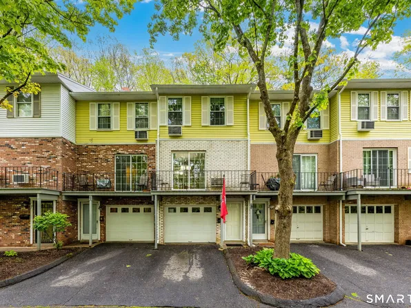 95 Hunter Court #95, Torrington, CT 06790