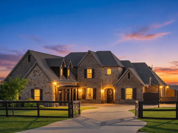 6224 Meadowlands Dr, Krum, TX 76249
