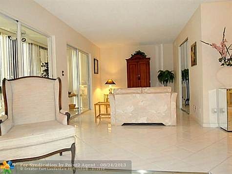 4th image of 15449 Lakes Of Delray Blvd APT 105