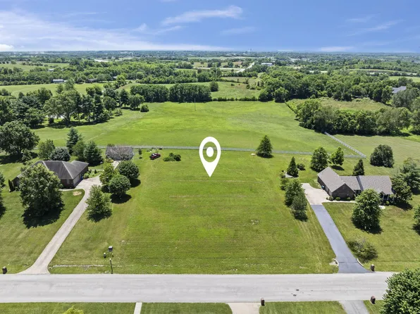 114 K Leigh Dr, Harrodsburg, KY 40330