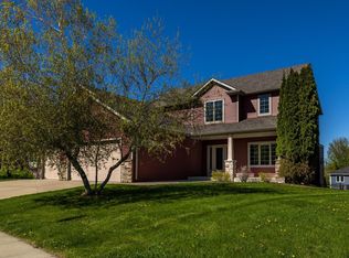 2163 Neptune Pl SW, Rochester, MN 55902