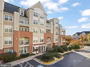 2711 Bellforest Ct APT 201, Vienna, VA 22180