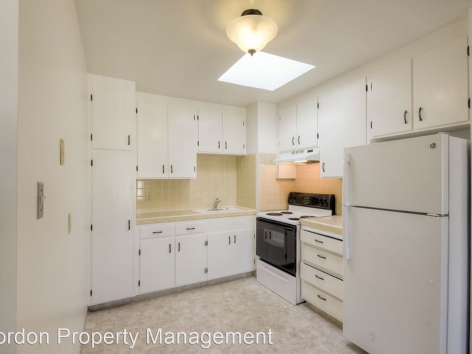 1st image of 622 5th Ave APT 4