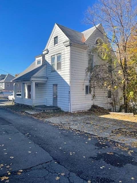 2nd image of 23 Hillpark Ave