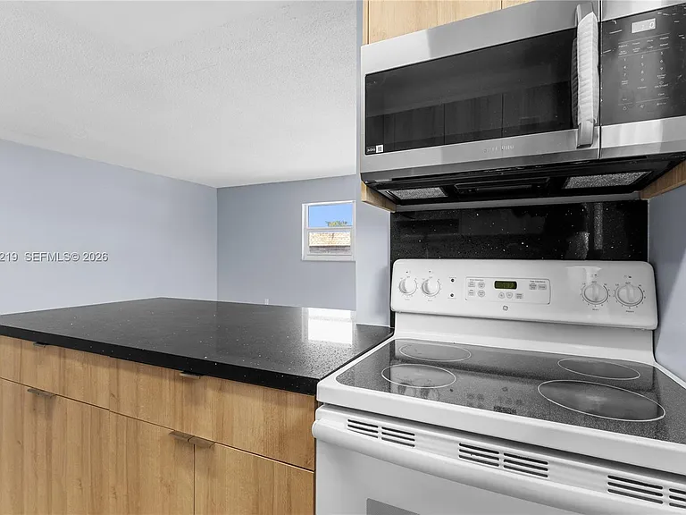 3265 Griffin Rd #206 — Photo 11
