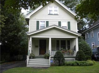 124 Woodstock Rd, Rochester, NY 14609