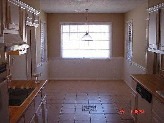 5974 Fox Ridge, Memphis, TN 38115