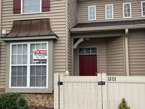 1201 Broad Water Arch, Carrollton, VA 23314