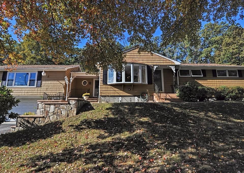 2nd image of 45 Campion Ave