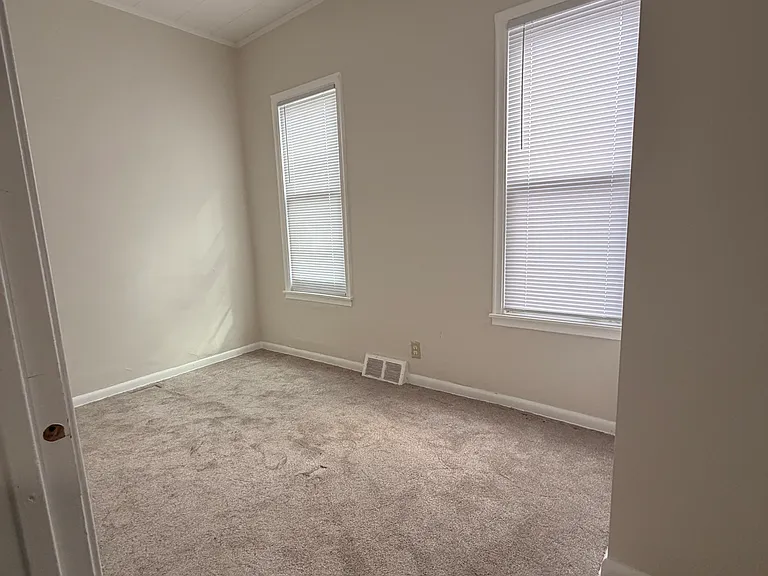 3125 S St #3125 — Photo 5