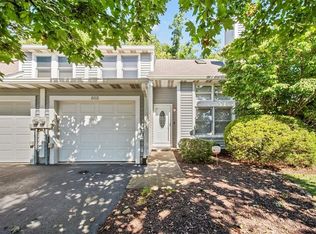 802 Brighton Woods Rd, Pittsburgh, PA 15212