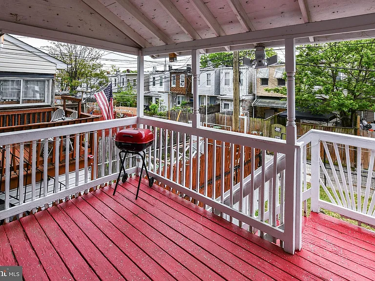 2509 Christian St — Photo 19