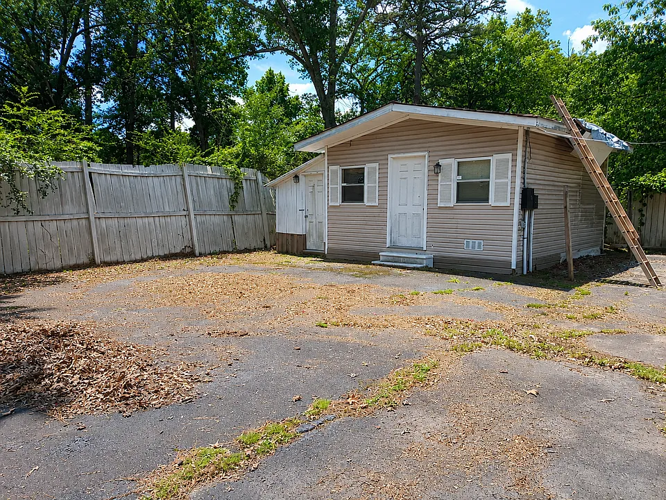 800 W 34th Ave