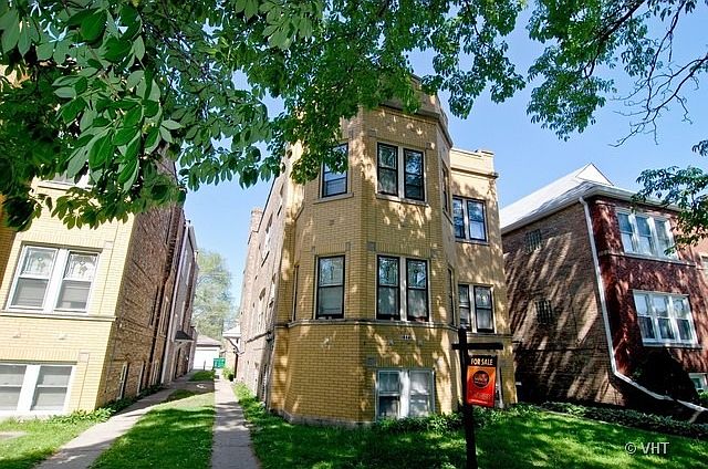 1st image of 1844 Clarence Ave APT 2R