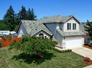 228 W 14th St, Lafayette, OR 97127