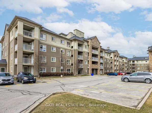 6 Dayspring Cir #2208, Brampton, ON L6P 2Z6