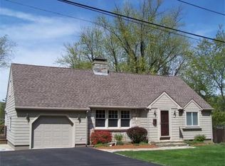 1 Manor Rd #A, Auburn, MA 01501