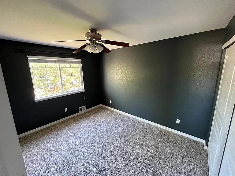 5658 W Center Ave — Photo 21