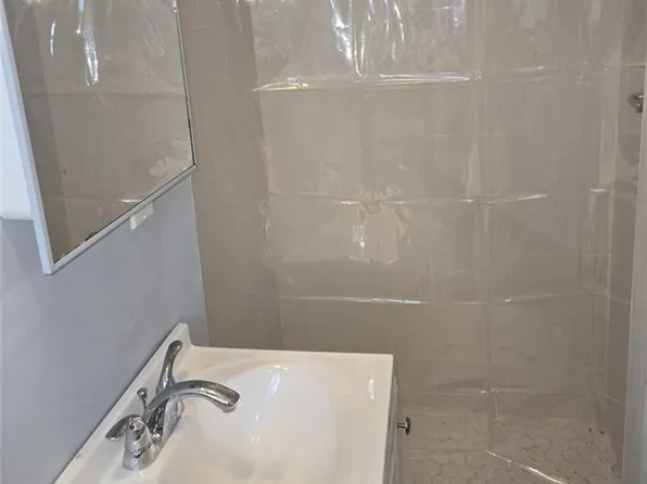 2713 Avenue Y image 17 of 21